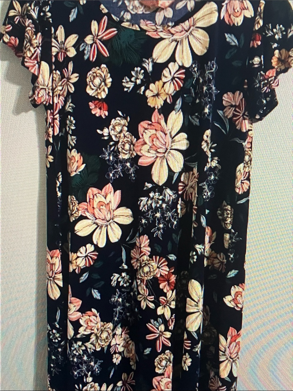SJS Black Floral Short-Sleeve Tunic with Pink & Cream Blooms